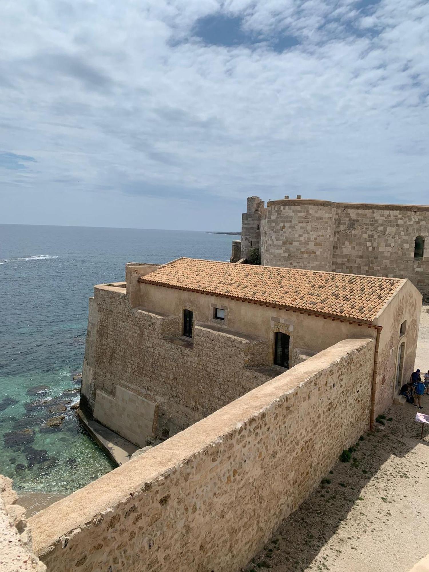 Diego'S House Aci Castello Exteriér fotografie